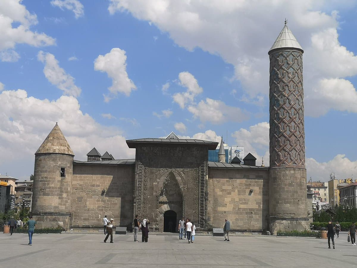 Yakutiye-Madrasa