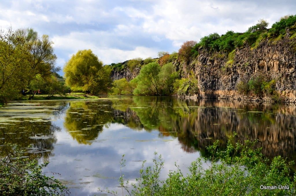 Adala Hermos Canyon