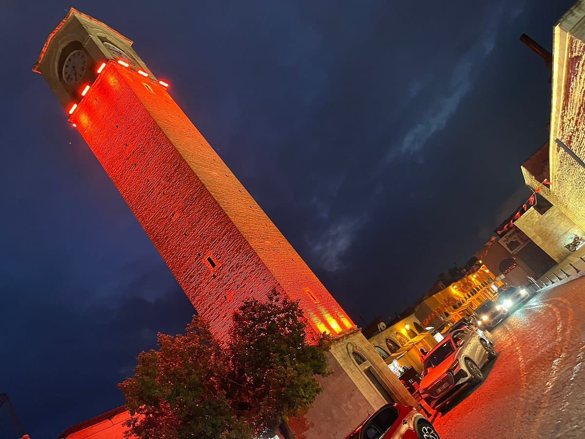 Großer Uhrturm von Adana
