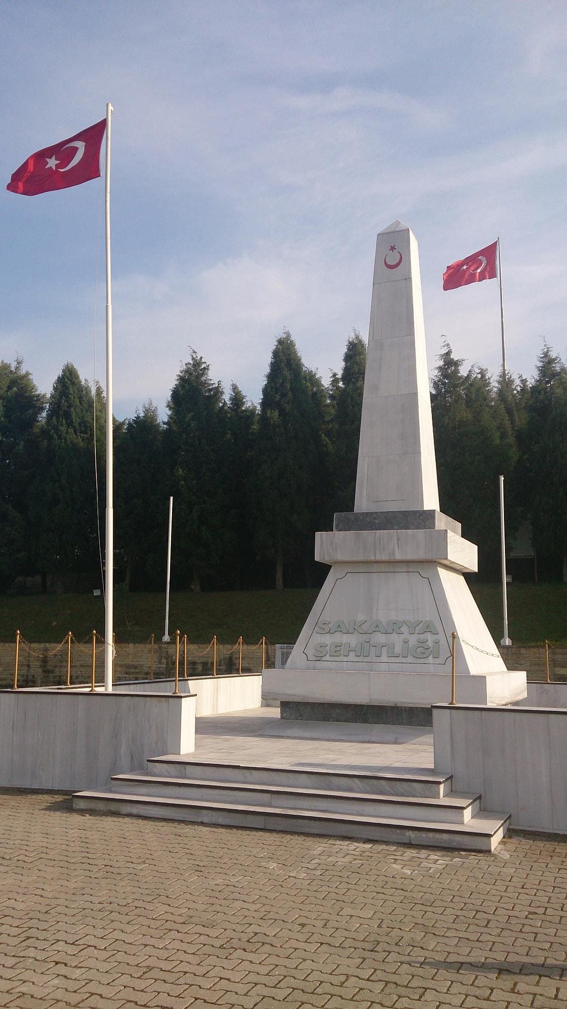 Sakarya Märtyrer-Denkmal