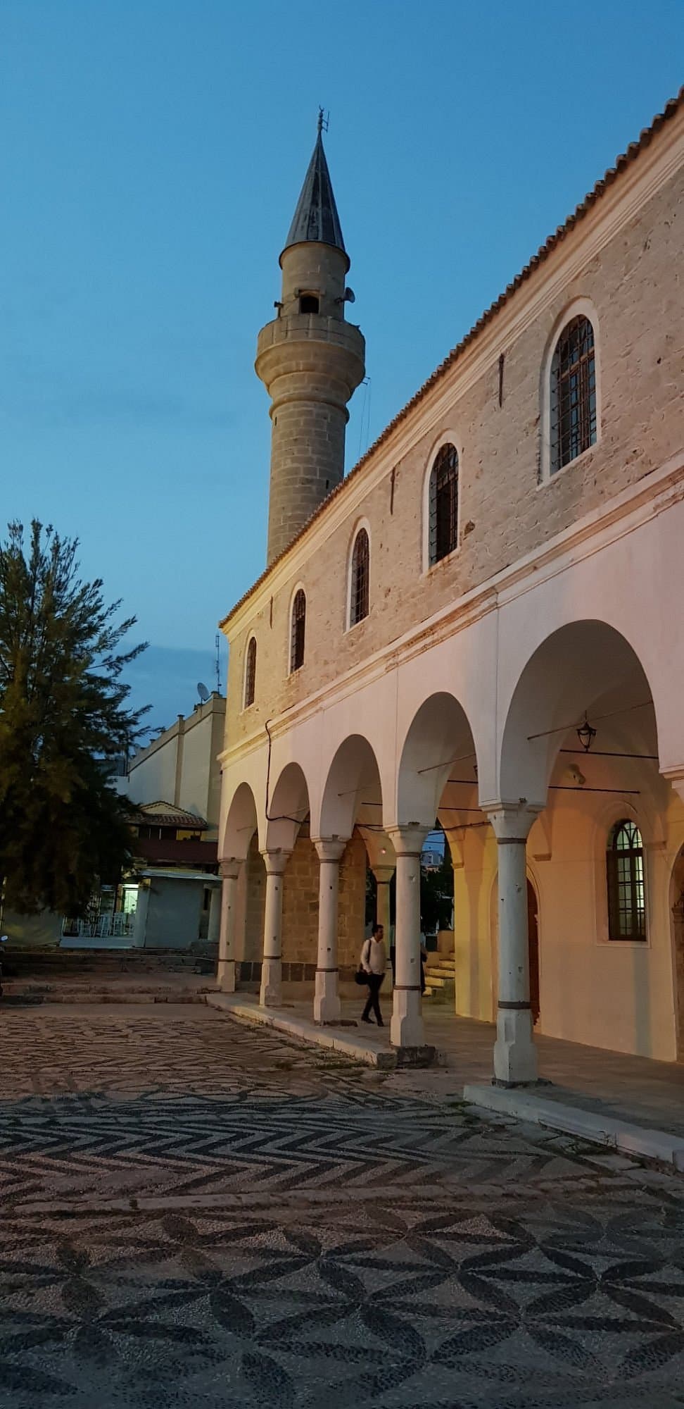 Alaçatı Pazaryeri Moschee