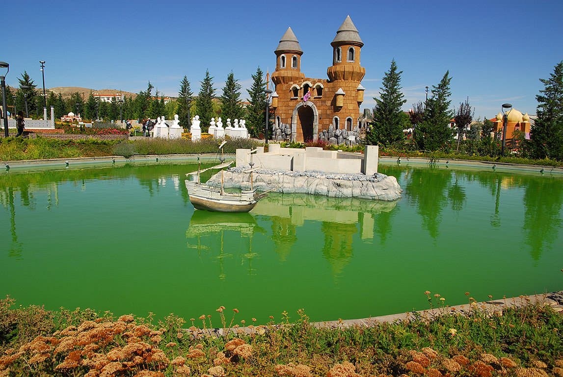 80 Binde Devr-i Alem Park