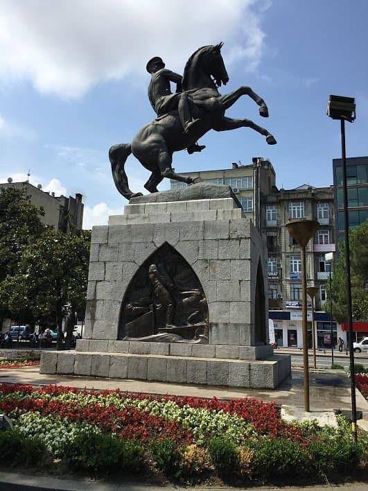 Ehrenmonument