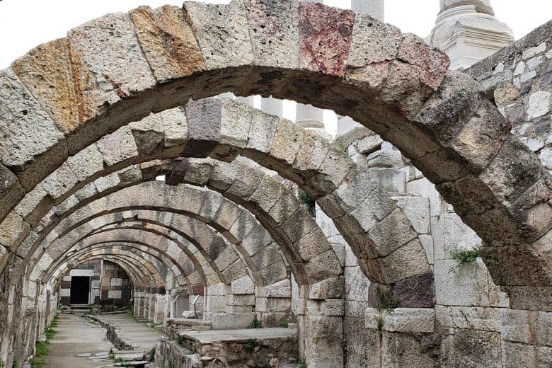Agora von Smyrna