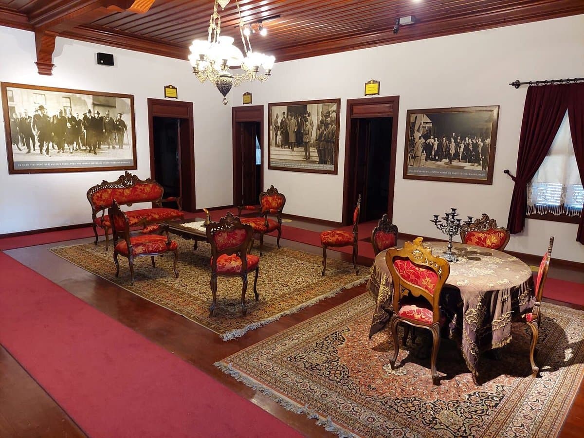 Atatürk Wissenschafts- und Kulturmuseum