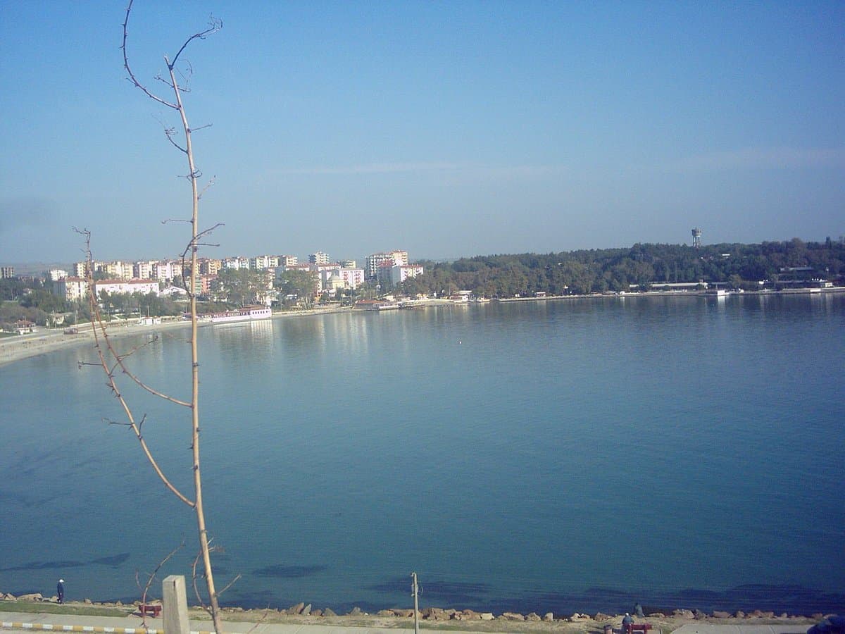 Hamzakoy Strand