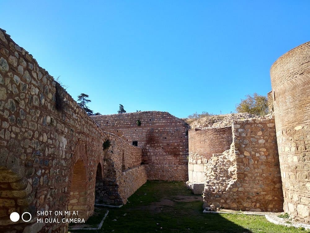 Antike Stadt Nicaea: Mauern und Ruinen