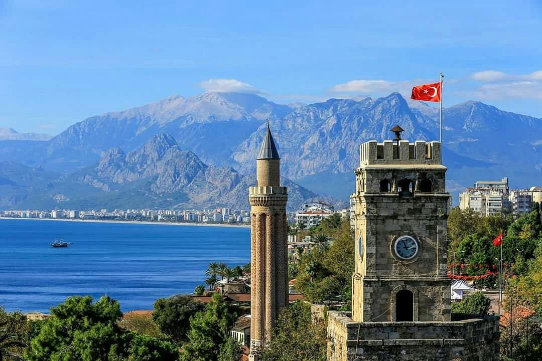 Uhrturm von Antalya