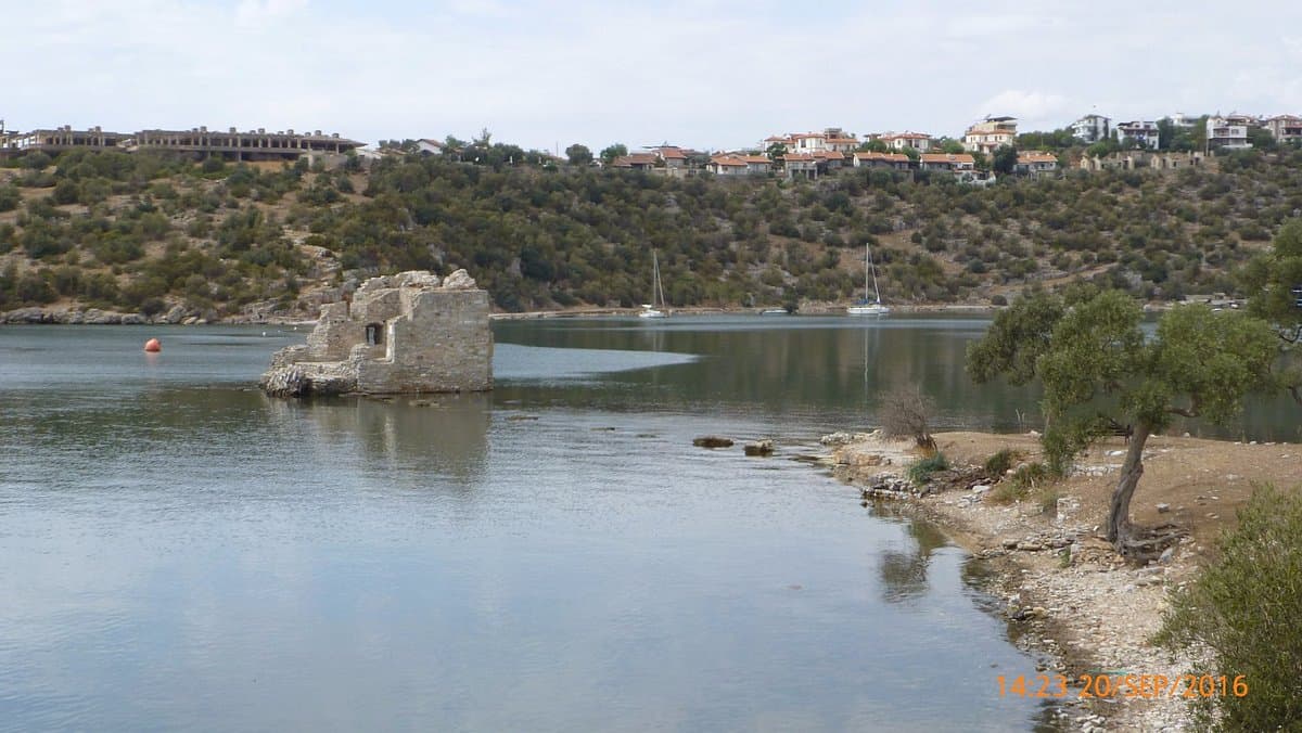Port Iasos Marina und Antike Ruinen