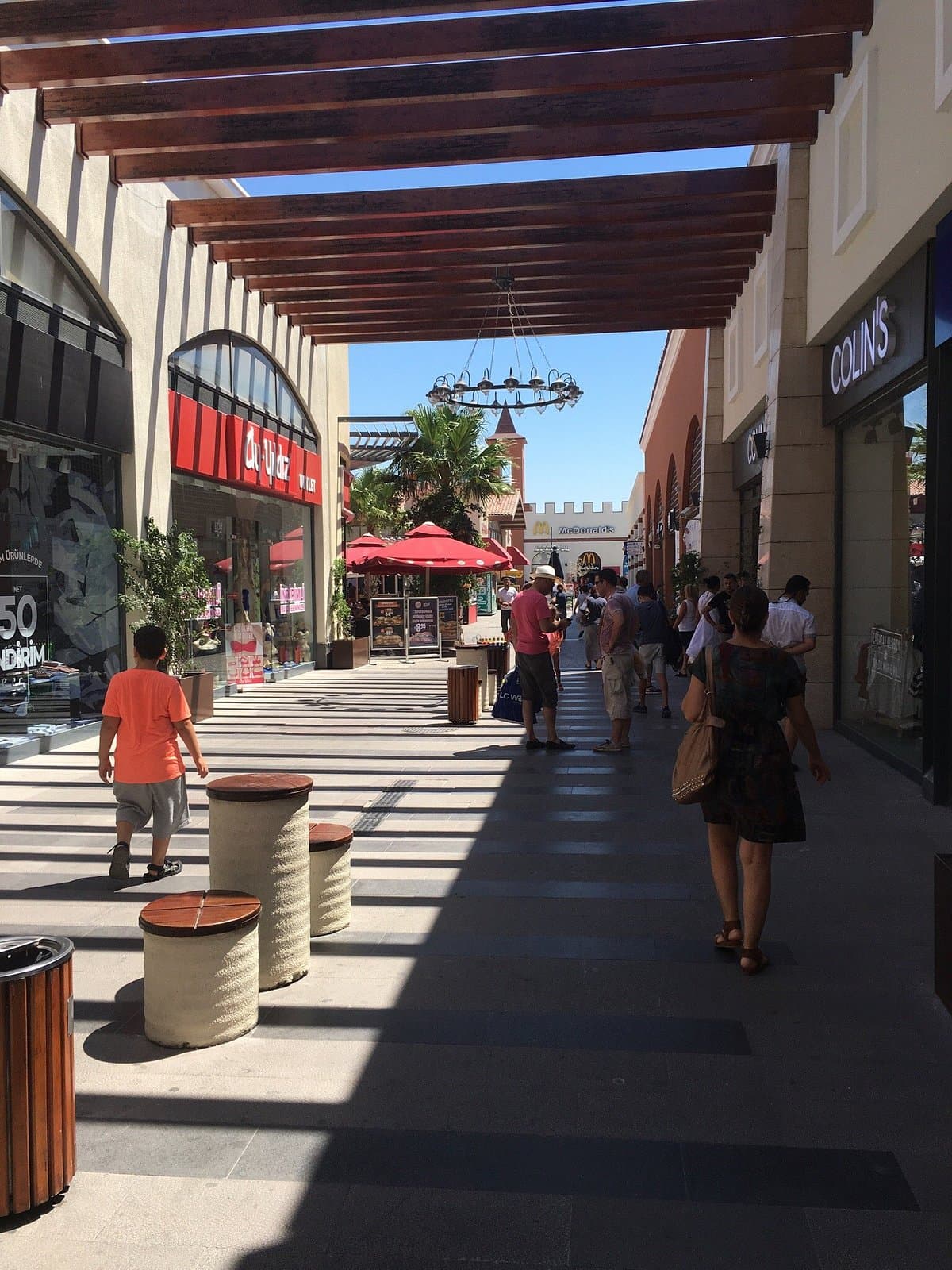 Novada Outlet