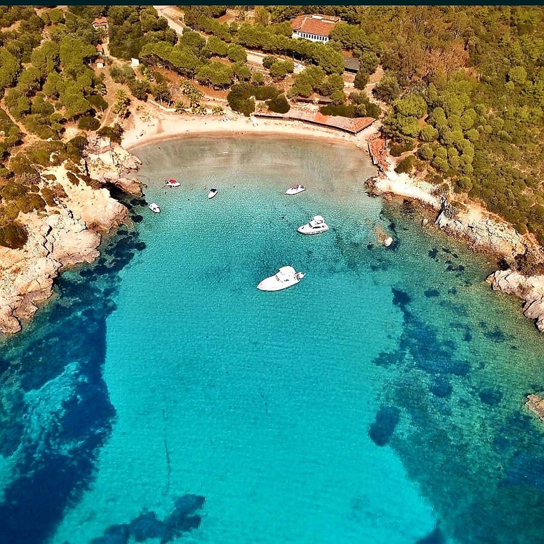 Ekmeksiz Strand