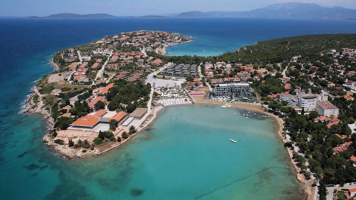 Nayman Strand