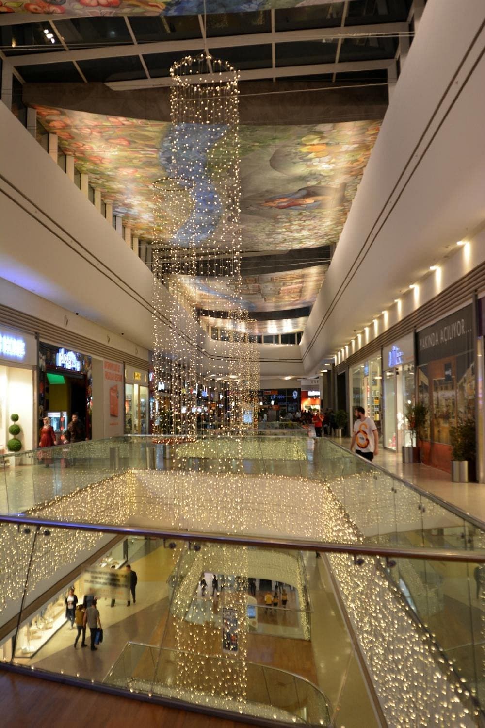 Adana Optimum Einkaufs- und Unterhaltungszentrum