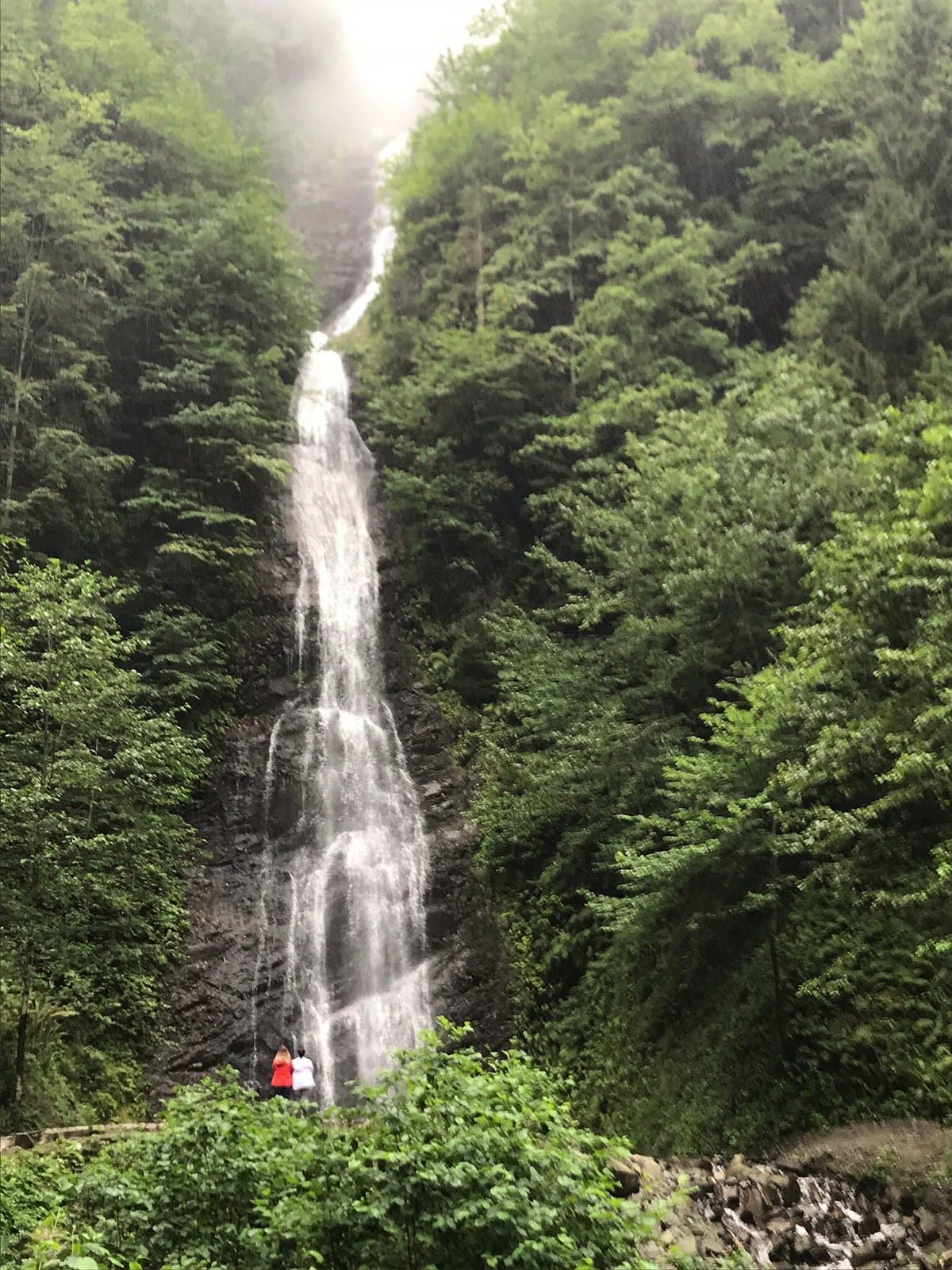 Tar-Wasserfall