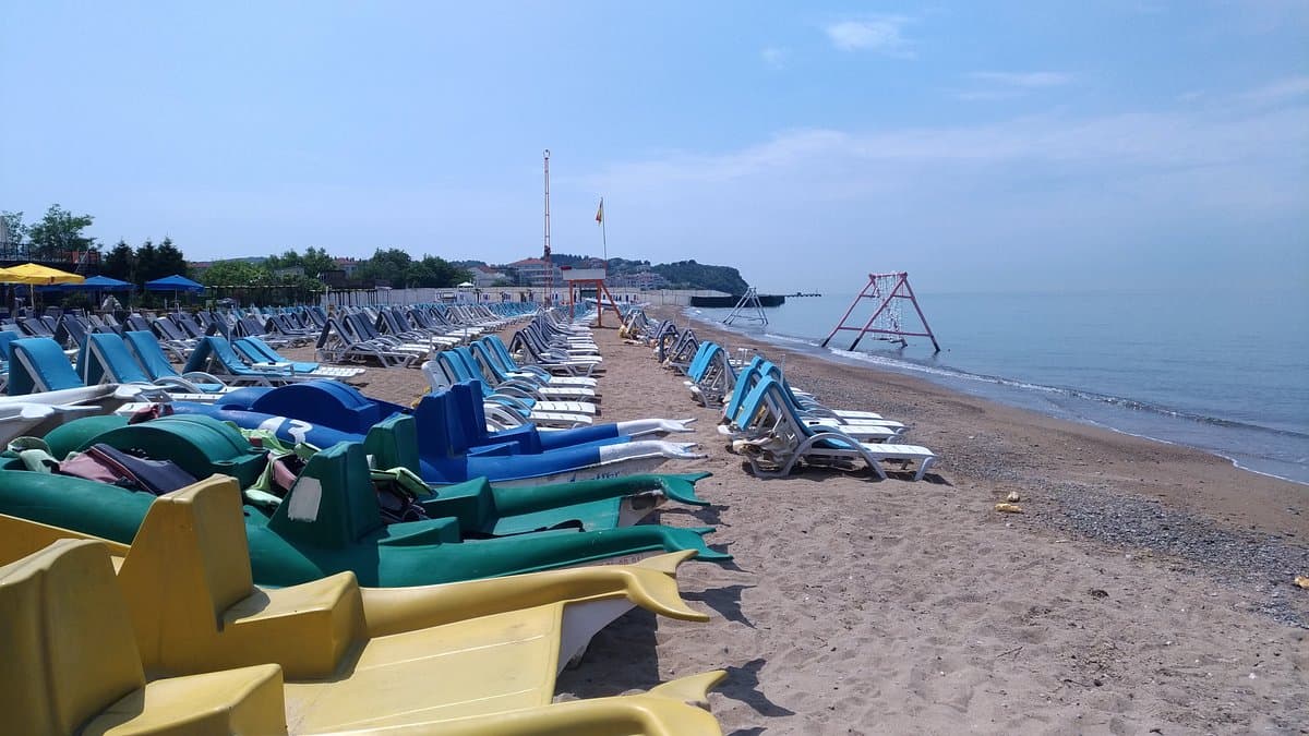 Maviş Strand